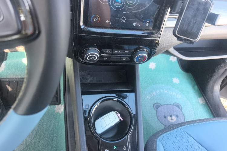 Used Chery Little Ant 2022 Restyled Version Sweet Pink Edition Half-Sugar Version 28.8 kWh 30 kW 301 km