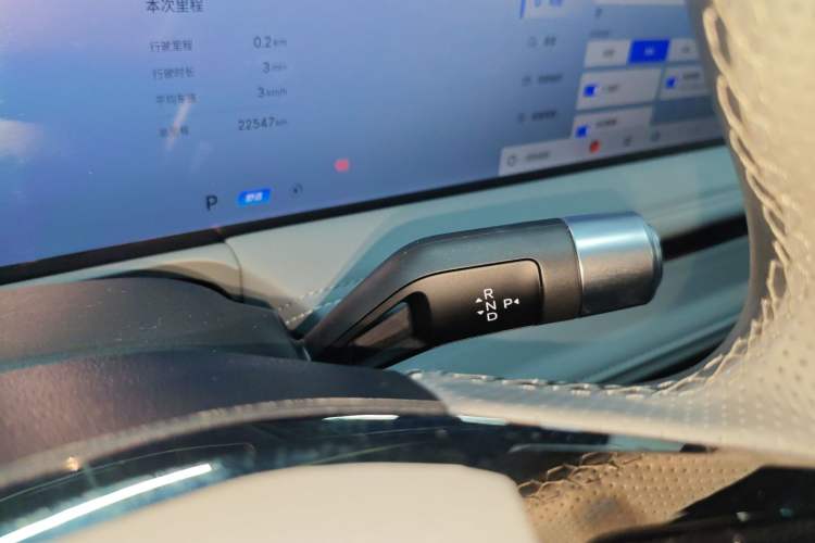 Used Geely Galaxy E8 2025 700 km Long-Range Intelligent Driving Version Gear Lever