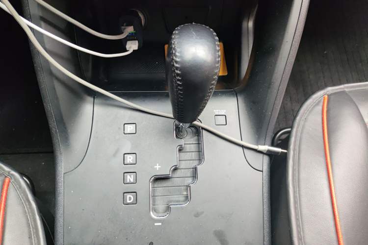 Used Hyundai ix35 2010 2.0L Automatic Two-Wheel Drive Elite Edition GLS
