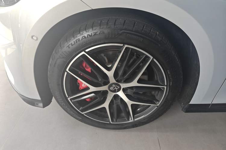 Used BYD Han L 2025 EV Four-Wheel Drive LiDAR Flagship Model