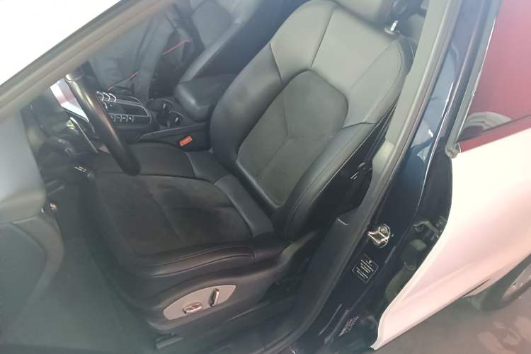 Used Porsche Macan 2020 Macan 2.0T