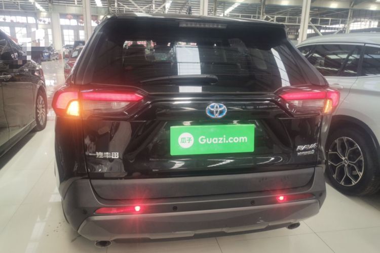 Used Toyota RAV4 2021 Revised Version Dual-Motor Hybrid 2.5L E-CVT Two-Wheel Drive Elite Edition