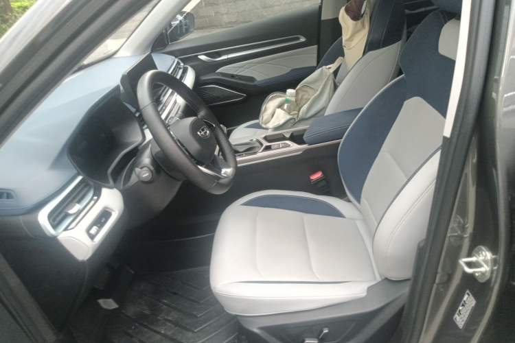 Used Geely Auto Emgrand 2022 4th Generation 1.5L CVT Flagship Model