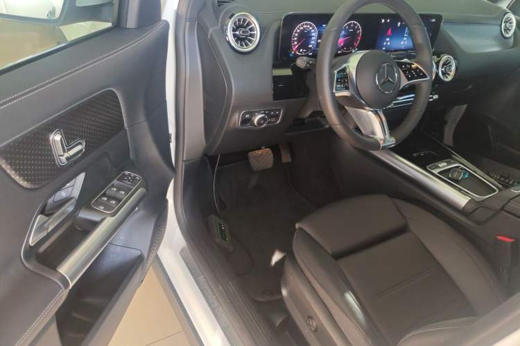 Used Mercedes-Benz GLA 2024 GLA 220
