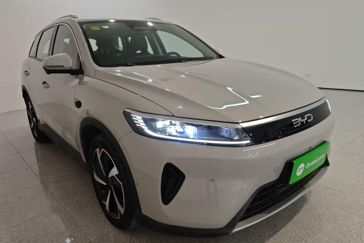 Used BYD Sealion 05 DM-i 2025 DM-i Smart Drive 115KM Flagship Model Front Right 45 Deg