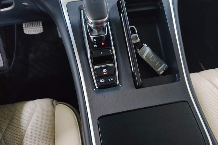 Used GAC Trumpchi M8 2021 Master Series 390T Four-Seat Deluxe Edition Gear Lever