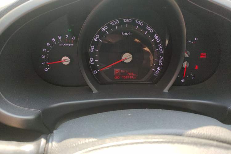 Used Kia Sportage R 2012 2.0L Automatic Two-Wheel Drive GL Trim
