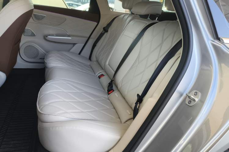 Used Chery Fulwin A9L 2025 Model, 260 Ultra-Long Range Prestige Edition Left Rear Seat