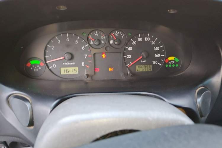 Used JAC Group Refine 2008 2.0L Shuttle Gasoline Basic Version with Single Air Conditioner Instrument Cluster