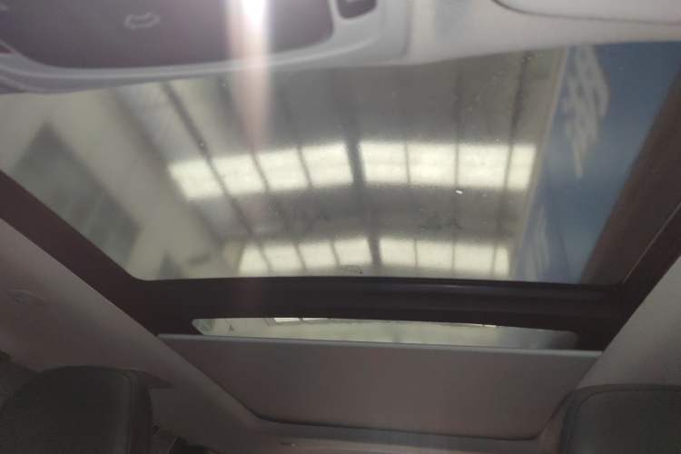 Used Jeep Commander 2018 2.0T Two-Wheel Drive Enjoy Edition China V