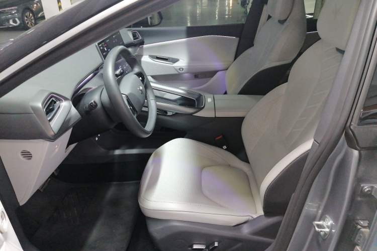 Used ARCFOX Alpha S5 2024 560MAX 185kW
