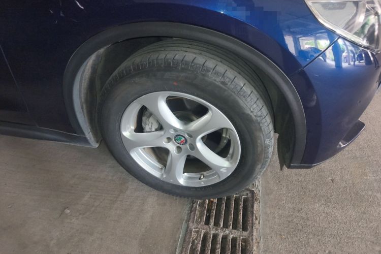 Used Alfa Romeo Stelvio 2017 2.0T 200HP Elite Edition
