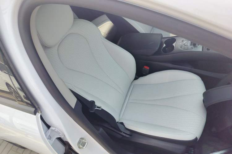 Used BYD Seal 05 DM-i 2025 DM-i Smart Drive 55KM Luxury Model Right Front Seat