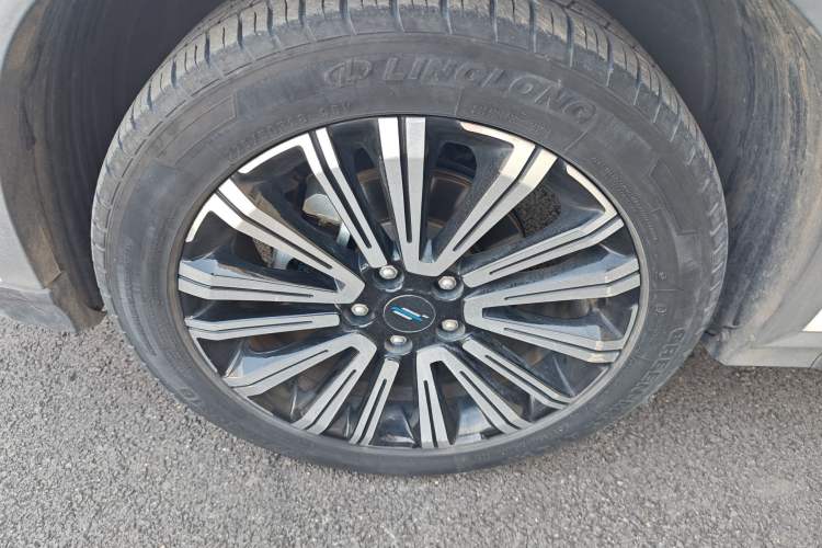 Used CHANGAN OSHAN X5 2021 Revised Version 1.5T DCT Luxury Edition
