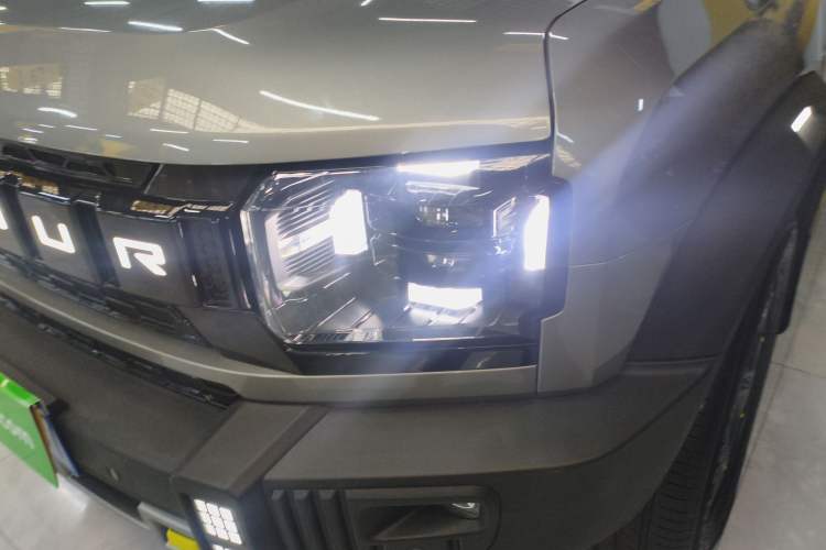 Used JETOUR Traveler 2023 2.0T All-Wheel-Drive CrossPRO