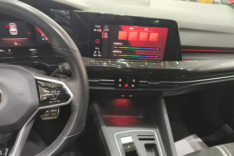 Used Volkswagen Golf 2023 Facelift 280TSI DSG R-Line Lite