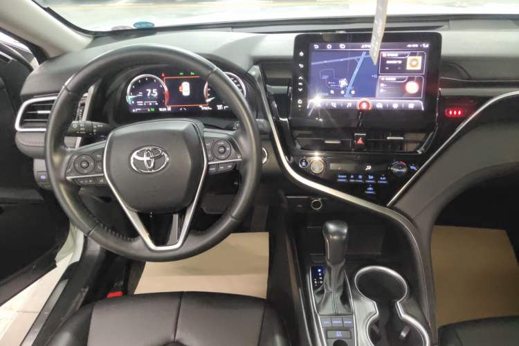Used Toyota Camry 2023 2.5G Luxury Edition