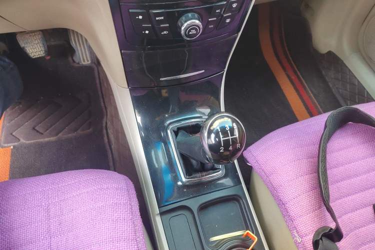 Used Geely Auto GC7 2013 1.5L Manual Luxury Model