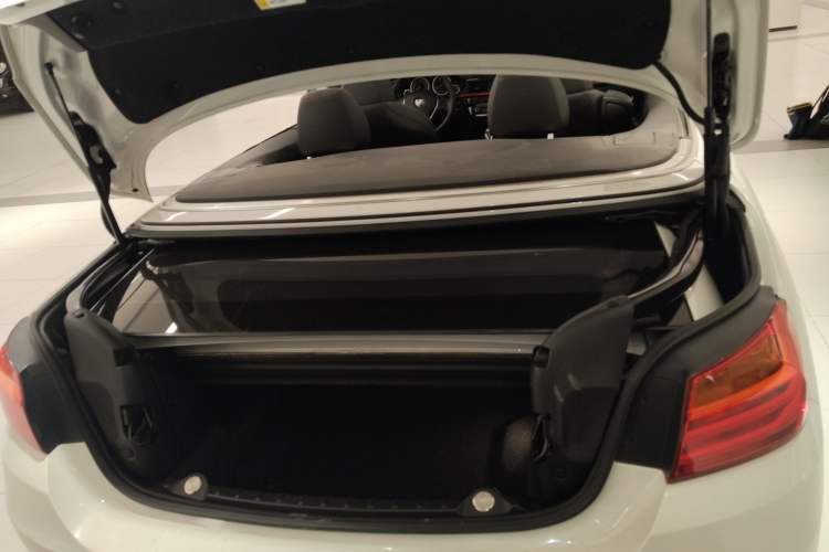 Used BMW 4 Series 2014 420i Convertible Sports Design Package
