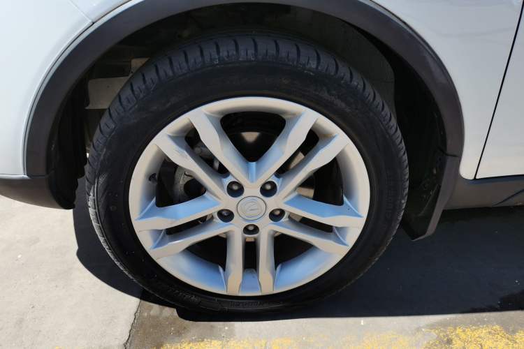 Used CHANGAN CS35 2016 1.6L Manual Luxury Model China V Standard
