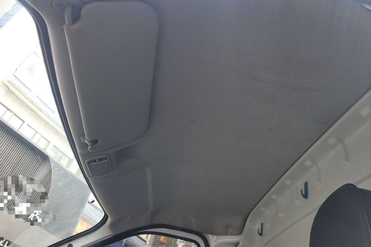 Used Wuling Yangguang 2024 300km Comfort Version with Sealed Windows 60kW
