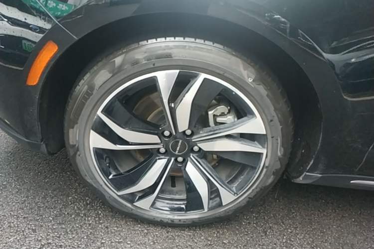 Used SERES SF5 2020 Four-Wheel Drive High-Performance Sports Edition
