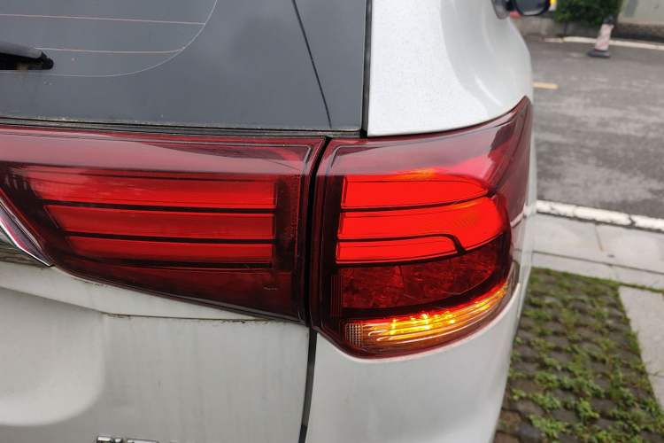 Used Mitsubishi Outlander 2020 2.0L Two-Wheel Drive Enjoyment Version 5 Seats
