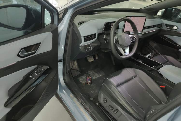 Used Volkswagen ID.4 X 2025 Smart Version Pure & Intelligent Enjoyment Edition