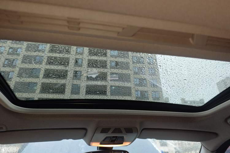 Used BMW 1 Series 2012 116i Leading Model Headliner