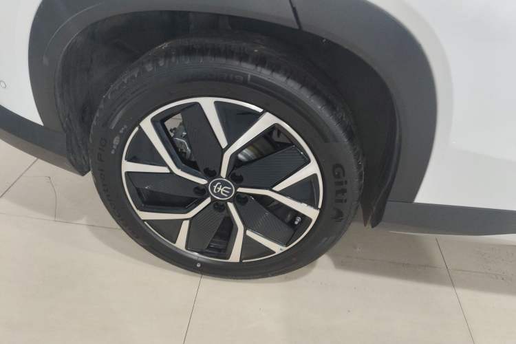 Used BYD Song L DM-i 2025 Intelligent Driving Version 160 km Beyond-Range Type
