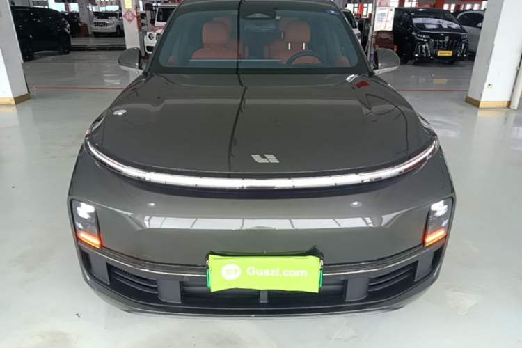 Used Li Auto L8 2023 Pro Model
