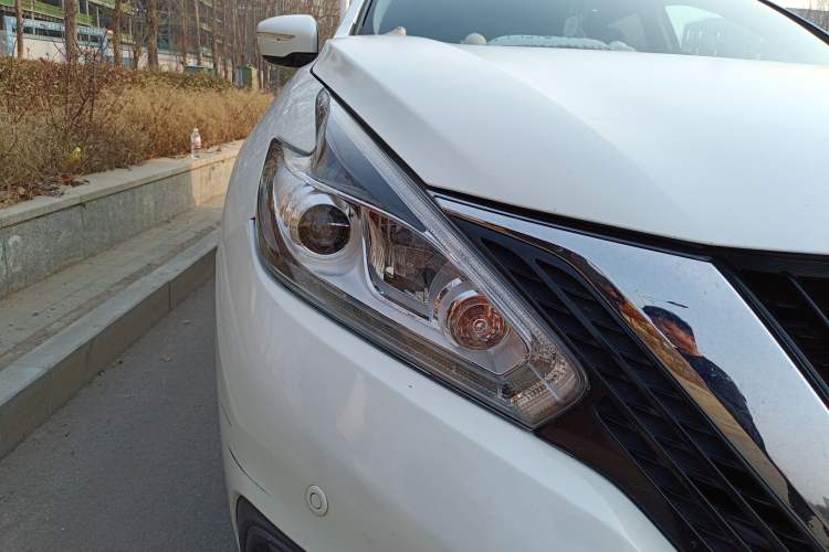 Used Nissan Murano 2015 2.5L XL Two-Wheel Drive Smart Edition