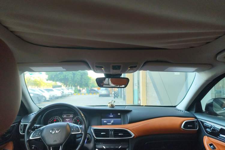 Used Infiniti QX30 2017 2.0T Four-Wheel Drive Sport Edition
