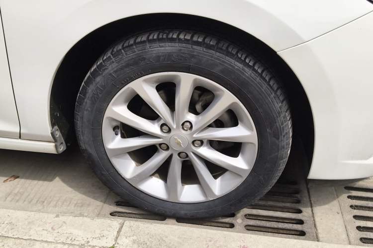 Used Chevrolet Cruze 2017 1.5L Automatic Xuanfeng Edition
