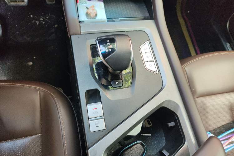 Used JETOUR X90 PLUS 2021 1.6TD DCT Villa 7-Seater Gear Lever