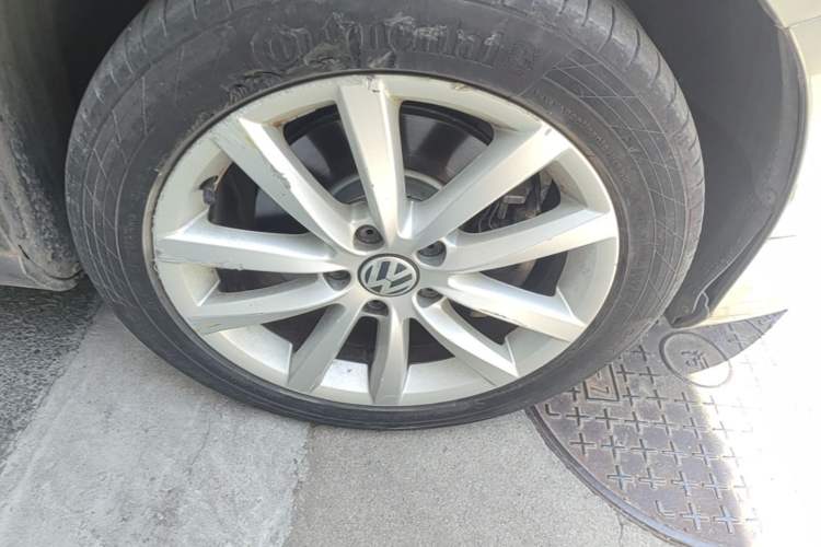Used Volkswagen Magotan 2015 Travel Edition 2.0 TSI Comfort Version