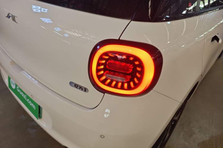 Used JAC Yiwei 3 2023 505km Air
