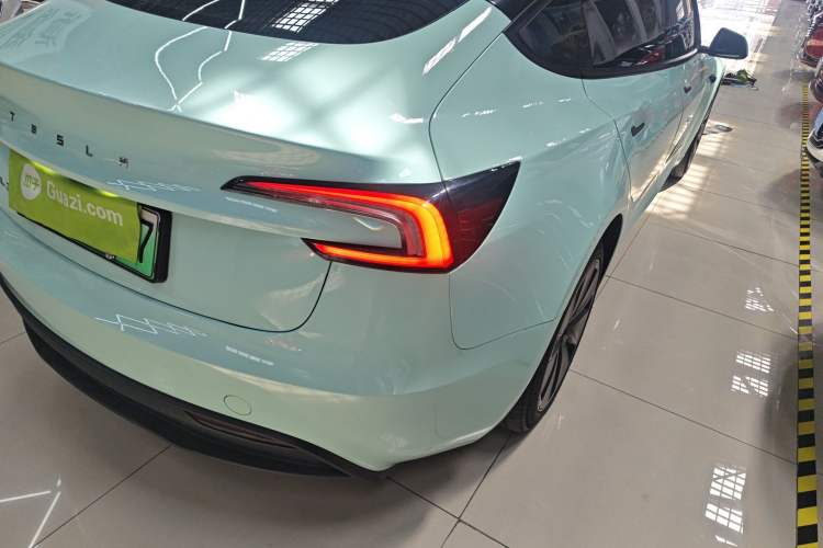 Used Tesla Model 3 2023 Rear-Wheel-Drive Version
