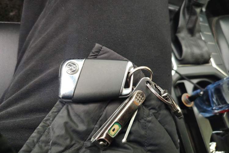 Used Volkswagen Passat 2021 280TSI Business Edition Vehicle Key