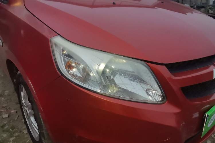 Used Chevrolet Sail 2011 Sedan 1.4L AMT Happiness Edition