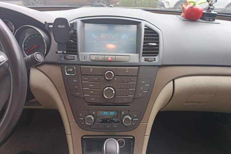 Used Buick Regal 2012 2.0L Luxury Edition