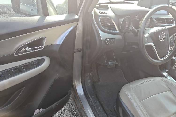 Used Buick Encore 2014 1.4T Automatic Two-Wheel Drive Urban Elite Model
