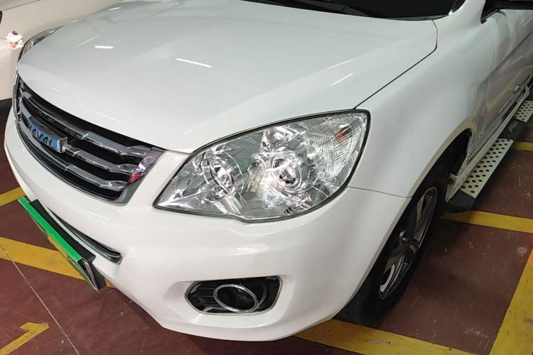 Used Haval H6 2016 Upgraded Model 1.5T Automatic Two-Wheel Drive Elite Version

