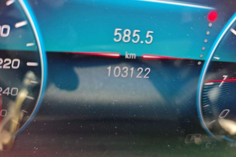 Used Mercedes-Benz GLB 2020 Updated GLB 200 Dynamic Edition Odometer Close Up