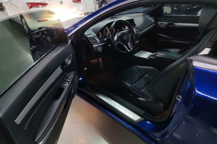 Used Mercedes-Benz E-Class 2016 E 200 Coupe Dynamic Edition
