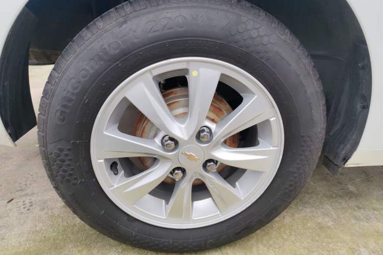 Used Chevrolet Sail 2015 Sail 3 1.5L Manual with Ideal Sunroof Edition