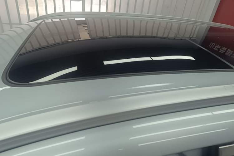 Used Geely Galaxy Xingjian 7 EM-i 2025 120km Exploration+ Version Roof