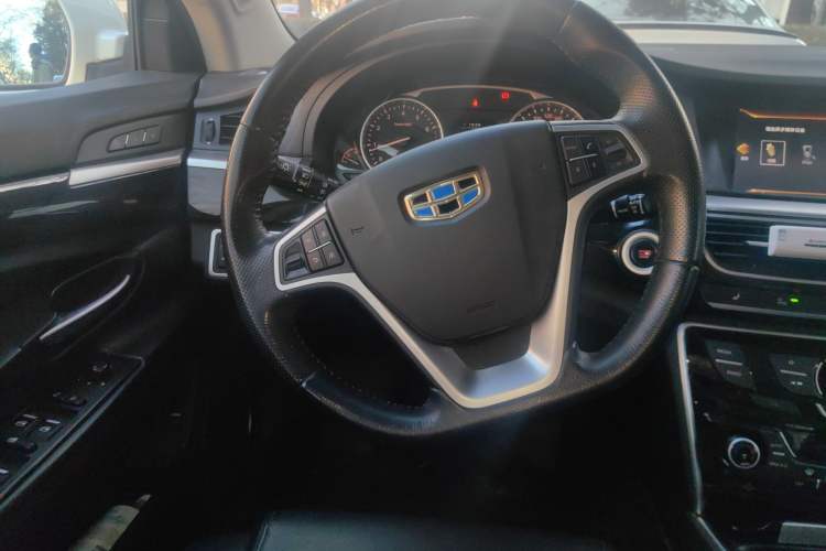 Used Geely Auto Emgrand GT 2015 1.8T Flagship Model
