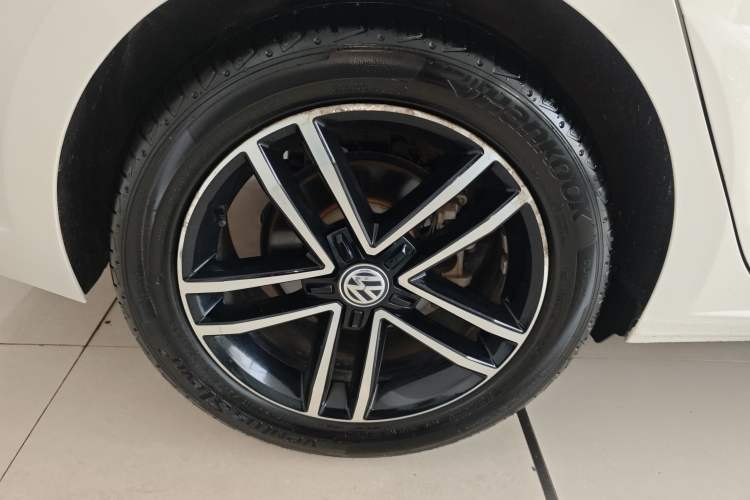 Used Volkswagen Lamando 2019 280TSI DSG Comfort Edition China VI standard
