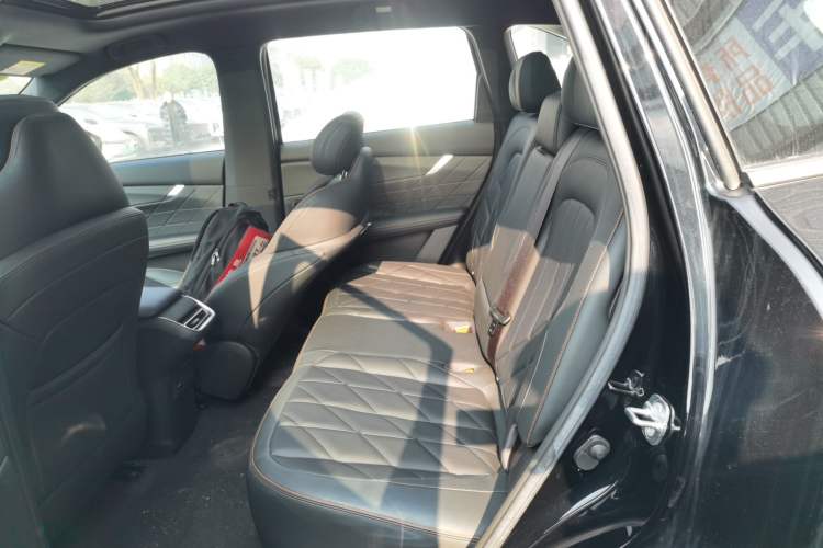 Used CHANGAN CS75 PLUS 2025 4th Generation UItra 2.0T New Blue Whale Smart Intelligent Powertrain Version
